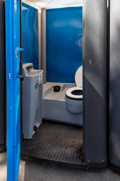 Best Portable bathroom rental  in Gower, MO